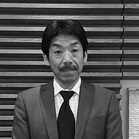 上野 真示