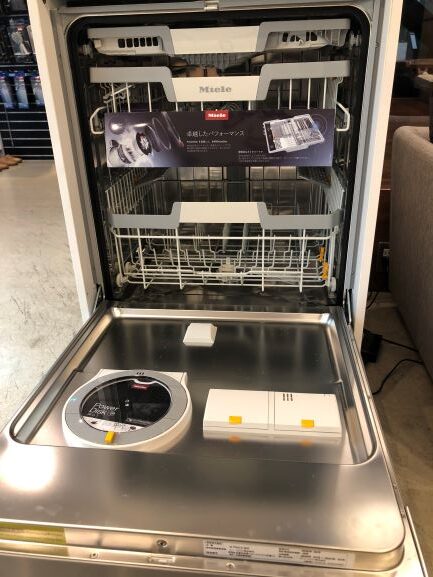 新ミーレ食器洗い機展示開始 – 株式会社翼創建 STAFF BLOG